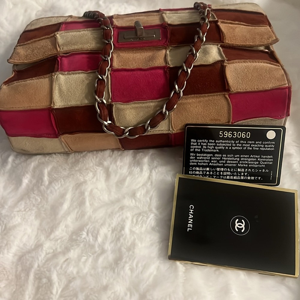 CHANEL VINTAGE REISSUE 225 PATCHWORK FLAP BAG - Picture 9 of 10